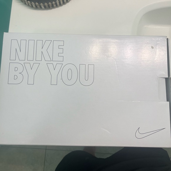 Custom nike “by you” - Picture 3 of 9